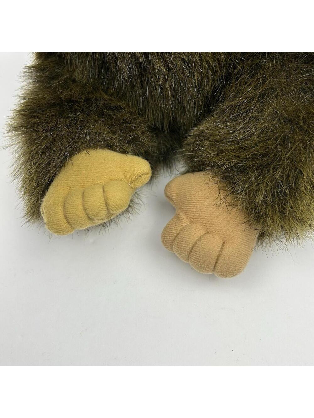 Hosung Realistic Baby Monkey Hand Puppet 1994 Chimp Plush Retro Toy Squeaks A15 - Picture 8 of 13